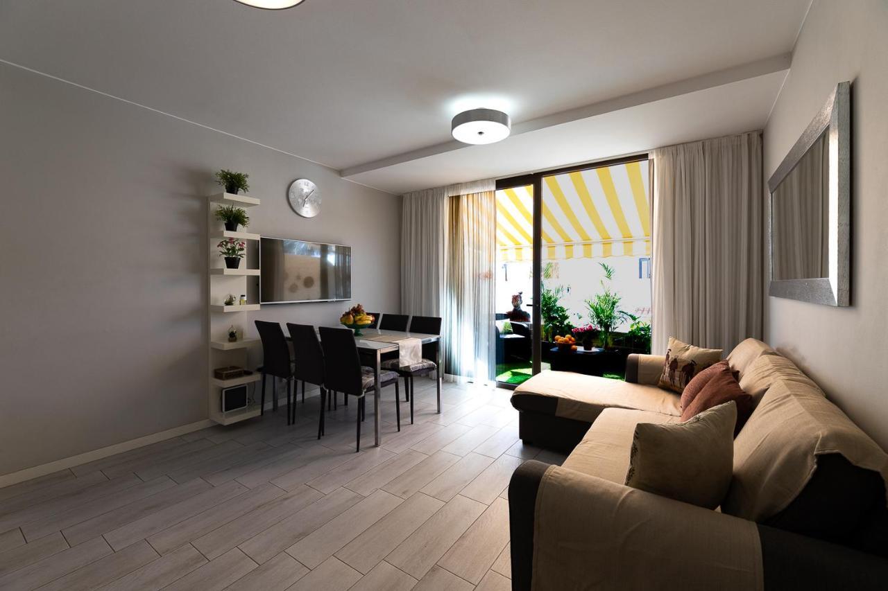 Beautiful Duplex In 3 Minutes Walking To The Beach In Playa De Las Americas Eksteriør bilde