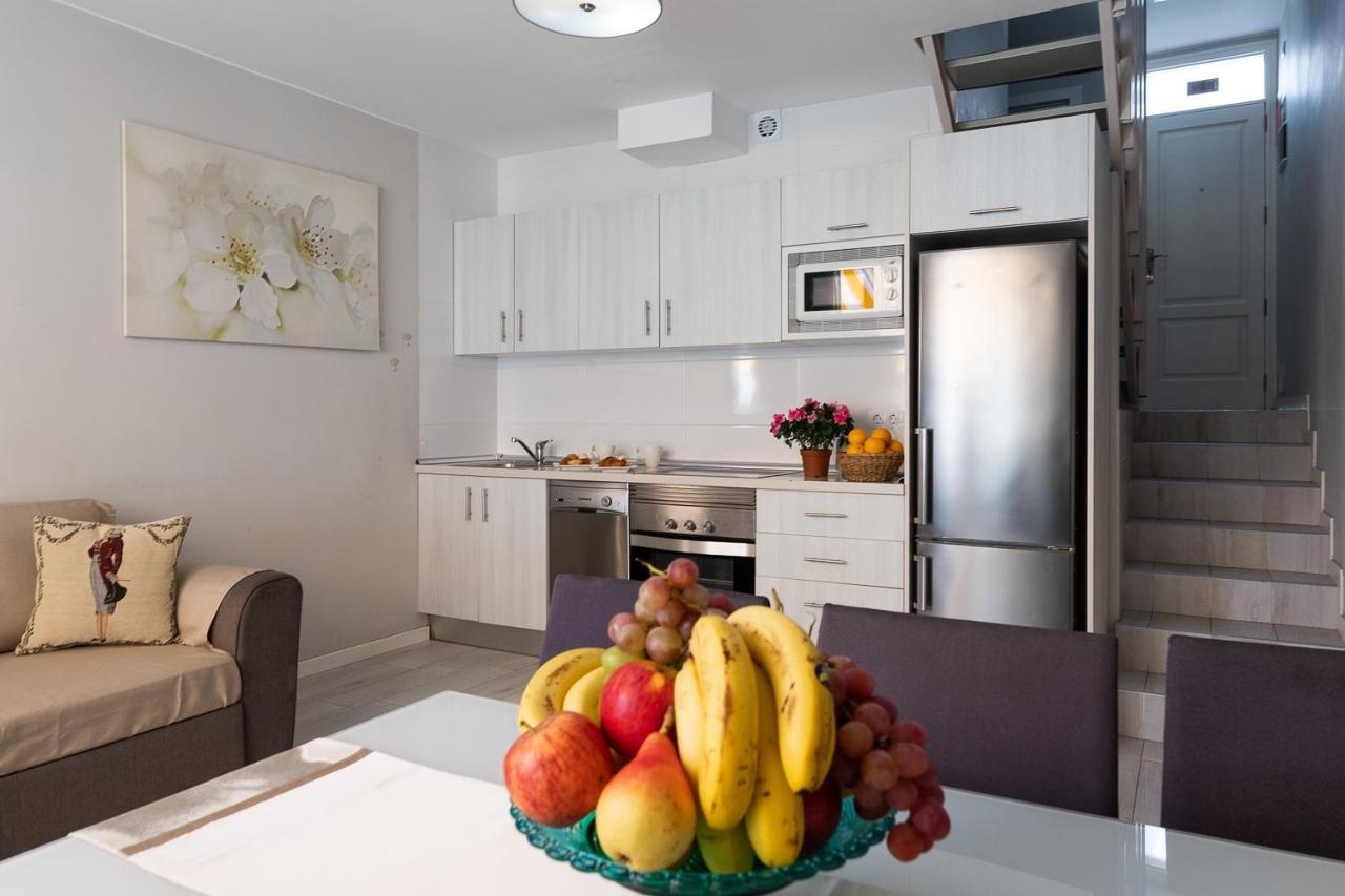 Beautiful Duplex In 3 Minutes Walking To The Beach In Playa De Las Americas Eksteriør bilde
