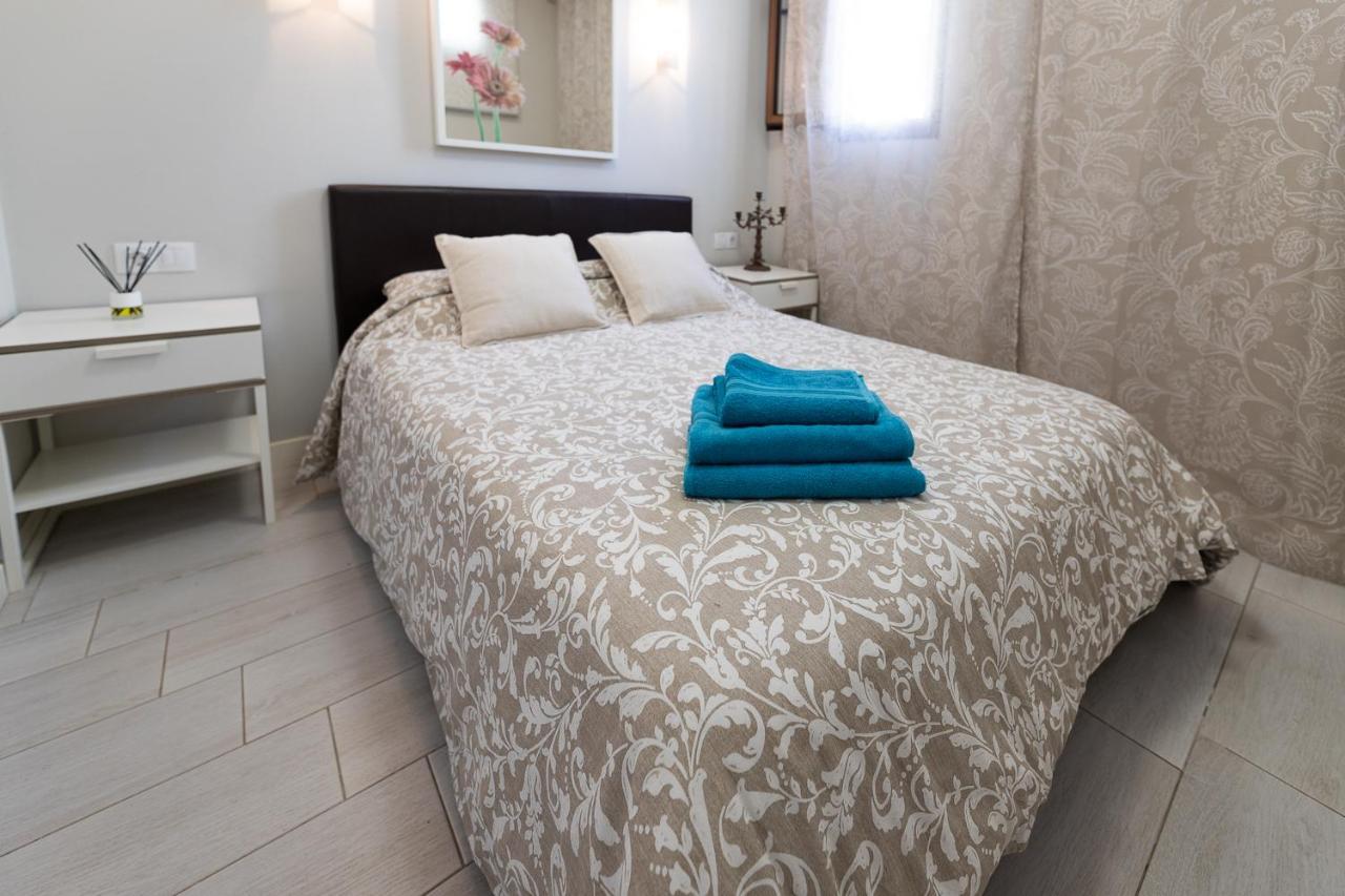 Beautiful Duplex In 3 Minutes Walking To The Beach In Playa De Las Americas Eksteriør bilde